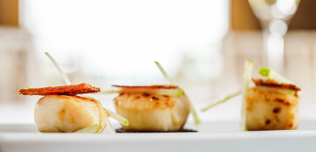 Seared Scallops With Quince Glaze